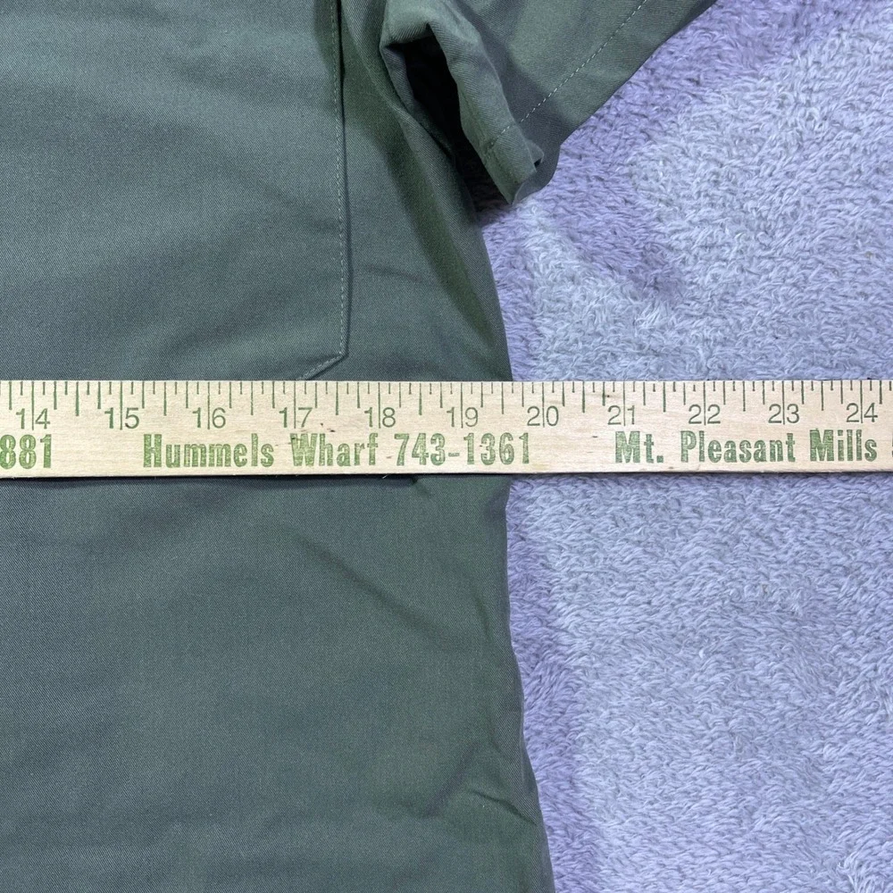 FIGS‎ Technical Collection Women's Green Scrub V Neck Pocket Style FW1000 M